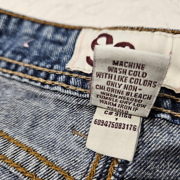 SO Distressed Denim Pocket Miniskirt - Picture 11 of 12